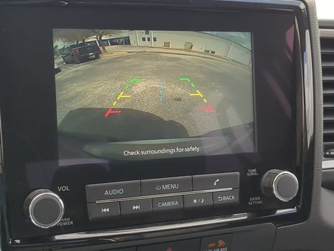 Certified 2024 Nissan Frontier SL w/ Technology Package RWD image 21