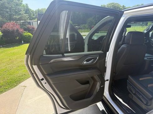 Used 2021 GMC Yukon AT4 AWD/4WD image 11