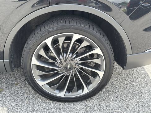 Used 2022 Lincoln Aviator Reserve w/ Equipment Group 201A AWD/4WD image 27