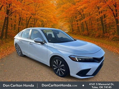 Used 2024 Honda Civic EX-L image 1