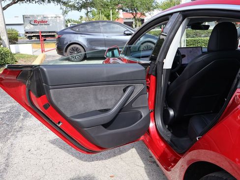 Used 2018 Tesla Model 3 Long Range AWD/4WD image 25