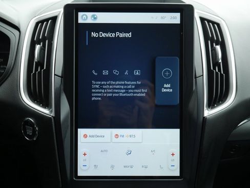 Used 2022 Ford Edge Titanium image 6