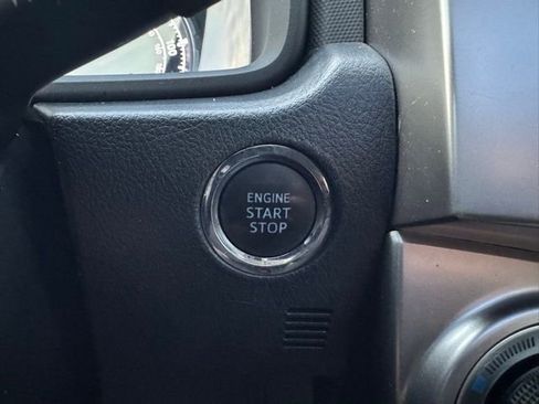 Used 2020 Toyota 4Runner Limited image 33