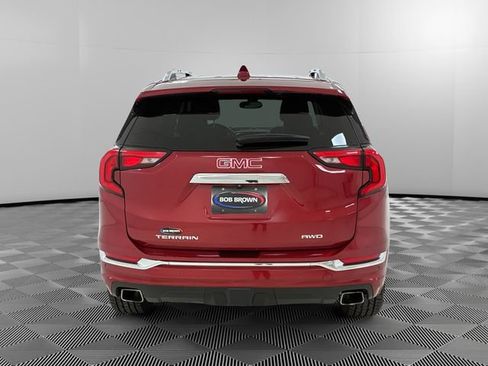 Certified 2020 GMC Terrain Denali w/ Denali Premium Package AWD/4WD image 4