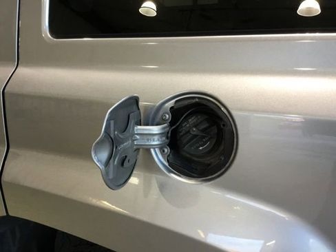 Used 2017 Jeep Patriot Sport image 13