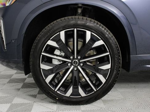 New 2026 Volvo XC90 B6 Plus w/ Protection Package image 13