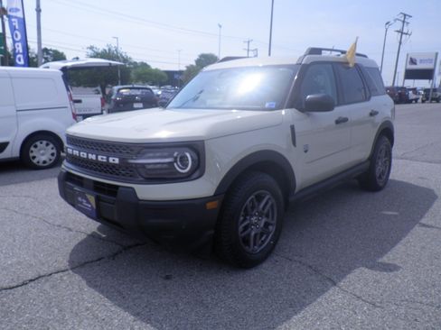 Certified 2025 Ford Bronco Sport Big Bend AWD/4WD image 3