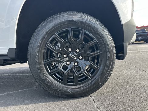 New 2026 Chevrolet Colorado W/T w/ WT Custom Package image 14