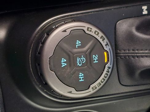 Used 2023 Ford Bronco Black Diamond w/ Sasquatch Package AWD/4WD image 12