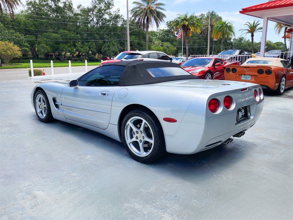 Used 2000 Chevrolet Corvette Convertible w/ Memory Pkg RWD image 14