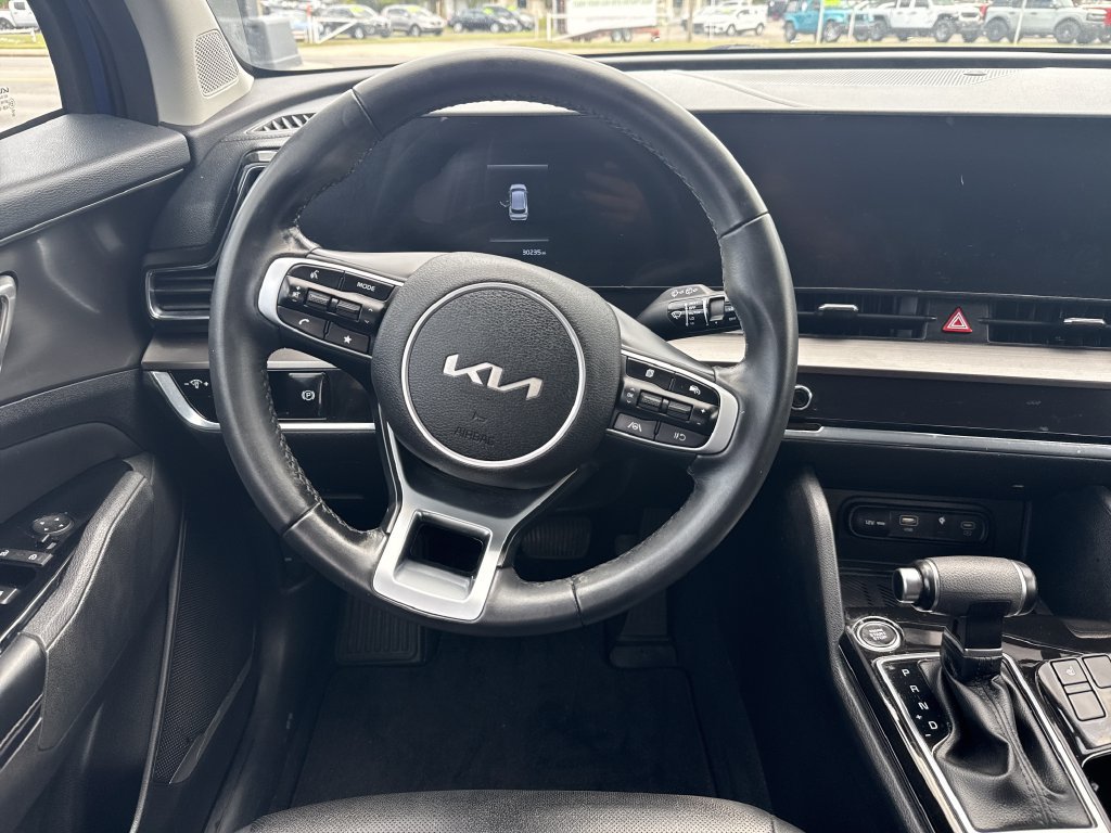 Used 2023 Kia Sportage EX FWD image 11