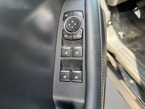 Certified 2025 Ford Mustang Mach-E Select w/ Comfort Package Lite AWD/4WD image 16