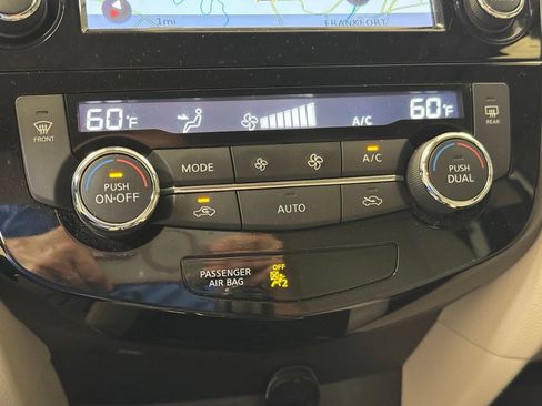 Used 2017 Nissan Rogue Sport SL AWD/4WD image 41
