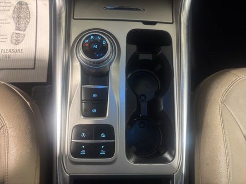 Used 2020 Ford Explorer Limited image 25