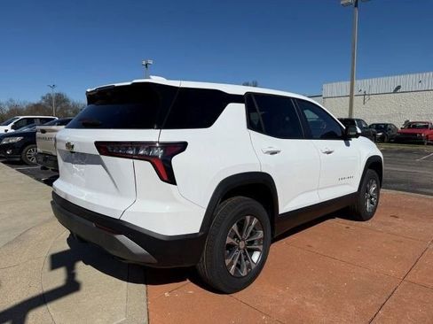 New 2026 Chevrolet Equinox LT FWD image 6