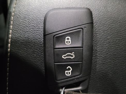 Used 2022 Volkswagen Taos S FWD image 32