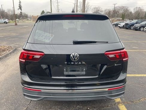 Used 2022 Volkswagen Tiguan S image 7