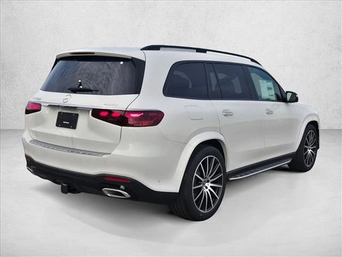 New 2026 Mercedes-Benz GLS 580 4MATIC image 2