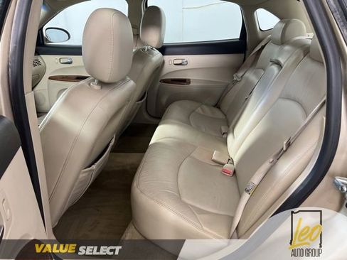 Used 2005 Buick LaCrosse CXS w/ Gold Convenience Package FWD image 10