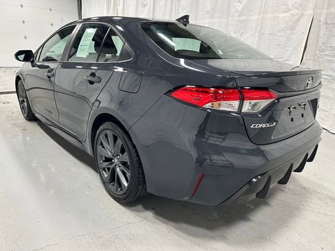 Used 2025 Toyota Corolla SE image 5