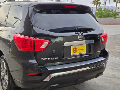 Used 2020 Nissan Pathfinder S AWD/4WD image 4