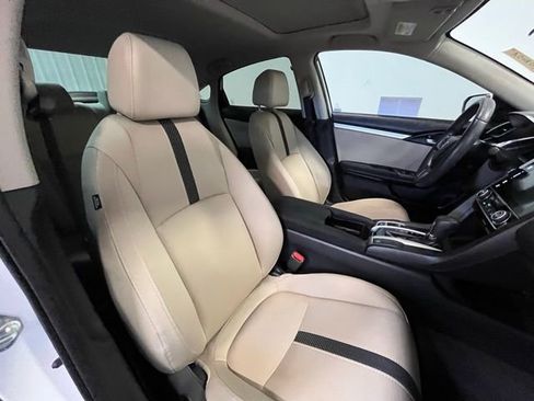 Used 2017 Honda Civic EX image 9