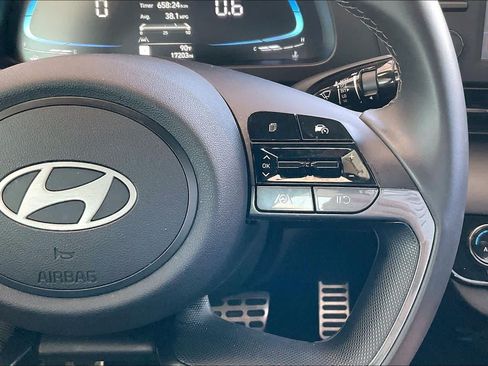 Used 2025 Hyundai Elantra Sport FWD image 24