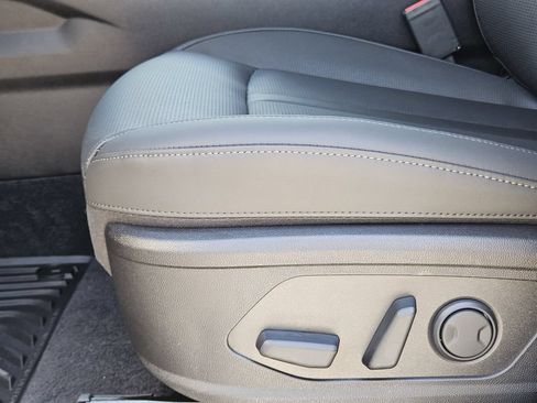 New 2026 Kia Sorento S w/ S Panoramic Sunroof Package FWD image 19