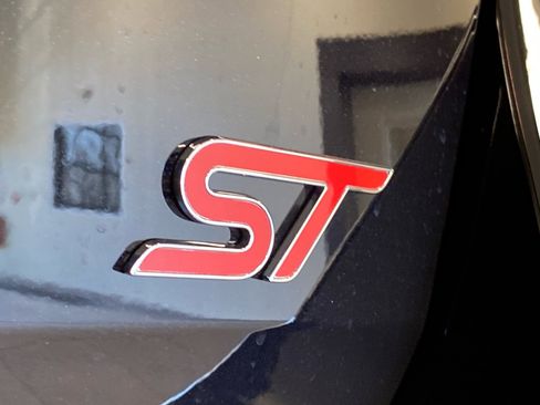 New 2026 Ford Explorer ST image 7