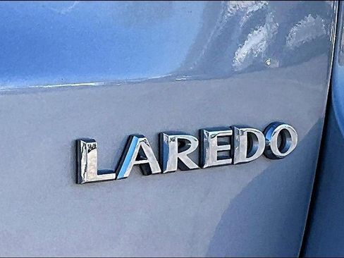 Used 2018 Jeep Grand Cherokee Laredo image 8