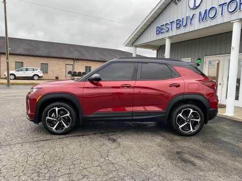 Used 2021 Chevrolet TrailBlazer RS w/ Technology Package image 4