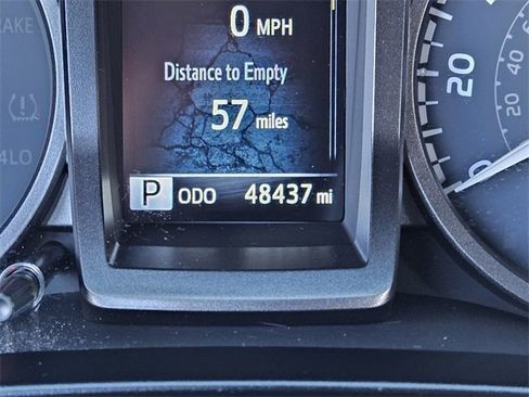 Used 2023 Toyota Tacoma TRD Off-Road image 27