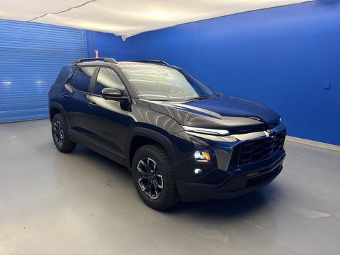 New 2026 Chevrolet Equinox ACTIV AWD/4WD image 2