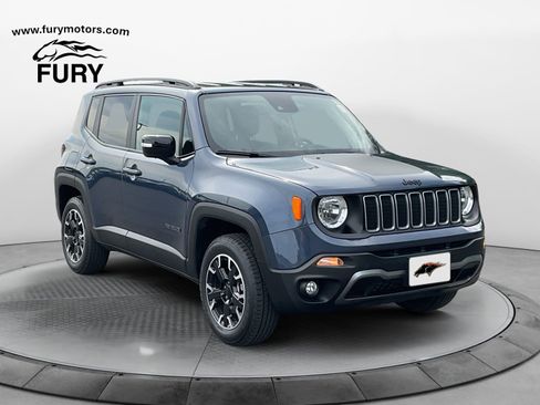 Used 2023 Jeep Renegade Latitude AWD/4WD image 1