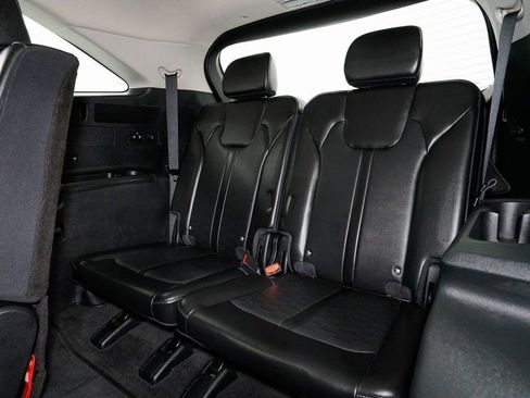 Certified 2024 Kia Sorento S image 24