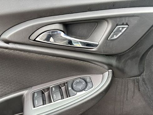 Used 2024 Chevrolet Malibu LT FWD image 13