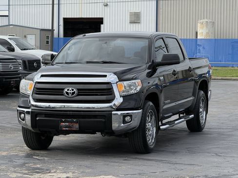 Used 2015 Toyota Tundra SR5 w/ SR5 Upgrade Package image 5