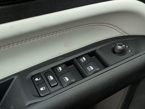 New 2026 Jeep Compass Limited w/ Mopar All Weather Package image 11