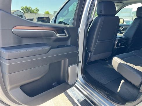 Used 2025 GMC Sierra 1500 Denali w/ Technology Package AWD/4WD image 47