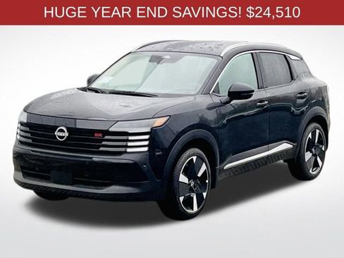 New 2025 Nissan Kicks SR image 2