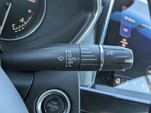 Certified 2022 Cadillac CT5 Luxury w/ Sun And Sound Package image 18