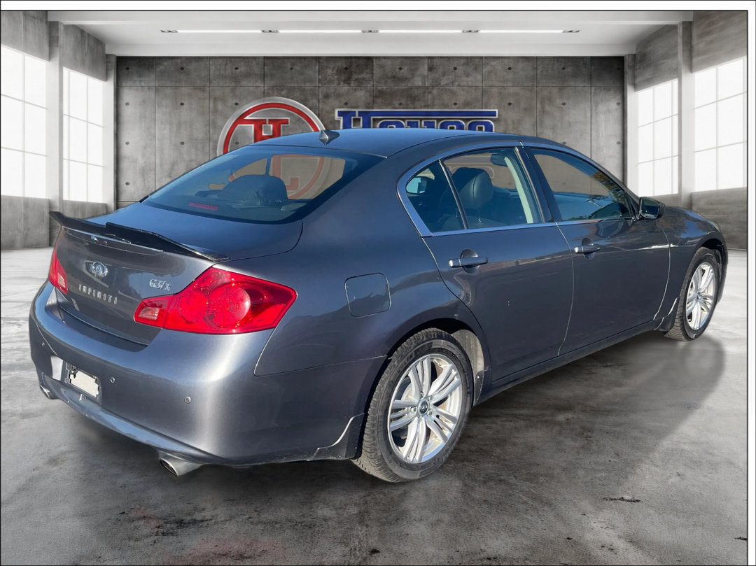 Used 2011 INFINITI G37 x Sedan w/ Premium Pkg AWD/4WD image 5
