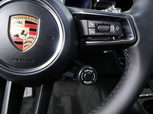 New 2026 Porsche Macan S image 11