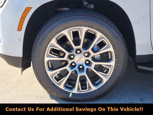 New 2026 GMC Yukon Denali w/ LPO, Floor Liner Package image 7