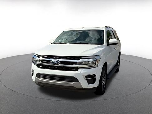 Used 2024 Ford Expedition Limited RWD image 6