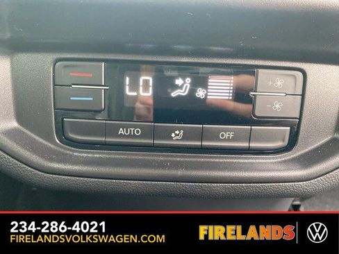 New 2026 Volkswagen Atlas SE image 55