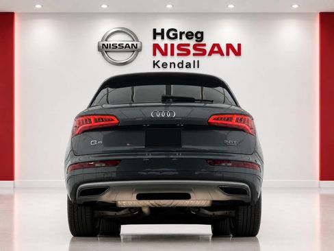 Used 2018 Audi Q5 2.0T Premium w/ Convenience Package AWD/4WD image 5