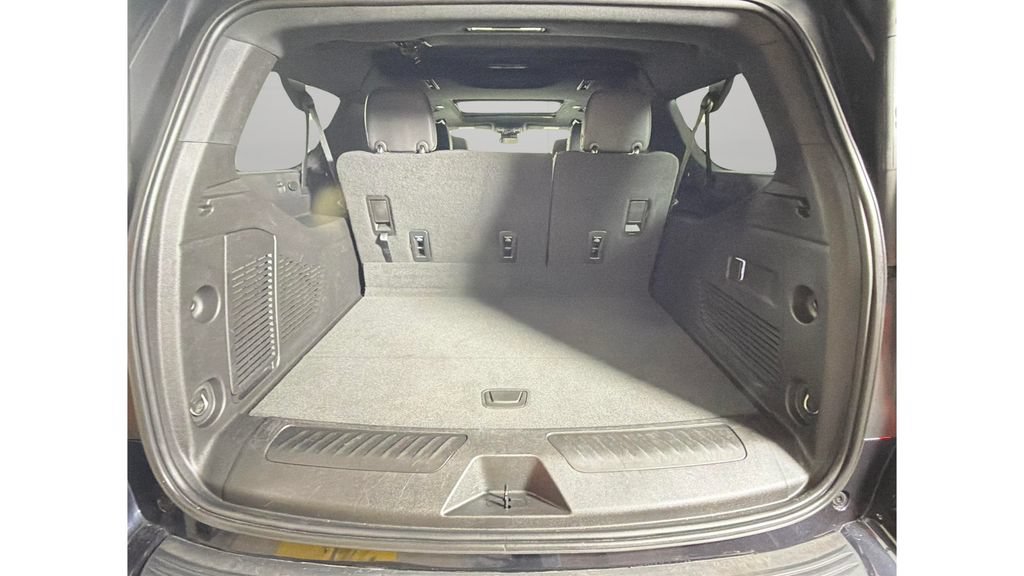Certified 2023 GMC Yukon XL SLT RWD image 30
