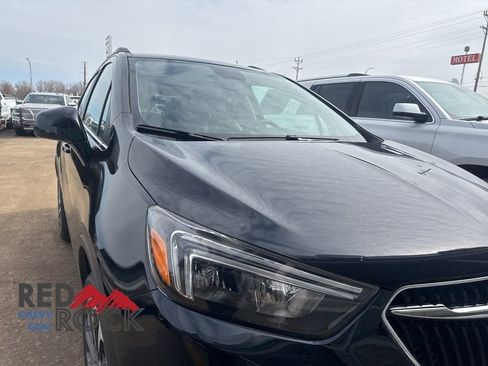 Used 2021 Buick Encore Preferred w/ Safety Package image 26