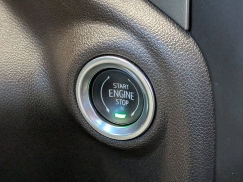 Used 2019 Chevrolet Silverado 1500 LTZ image 29